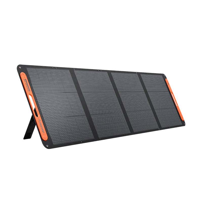 Jackery Explorer 1000 V2 Solar Generator + SolarSaga 200W Portable Solar Panel